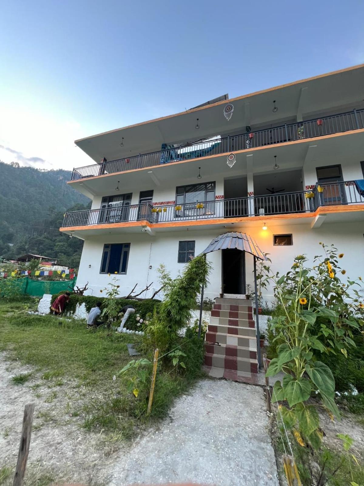 Himtrek Stay Касоль Экстерьер фото